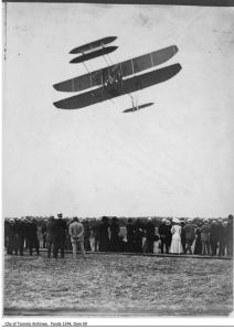 Ralph Johnstone flying box kite airplane, 1910